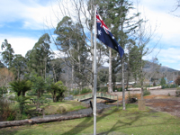 20100807-AustralianFlag-SteavensonRiver